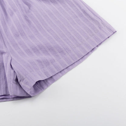 Theresa | Luftiges Set aus geknöpfter Bluse und Shorts