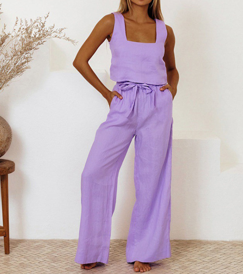 Helene | Set aus minimalistischem Top und ausgestellter Hose