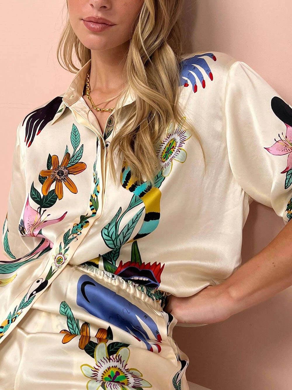 Selma | Blusen- und Hosenset aus Satin mit Print einzigartig, Stil Resort