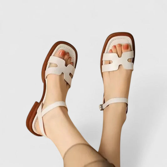 Anna-Veronika | Sandalen bassi elegante