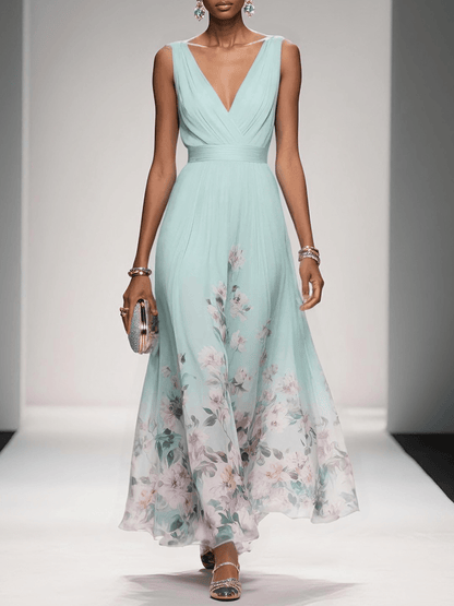 Paula | Maxikleid aus Chiffon mit Blumen hellblau und V-Ausschnitt