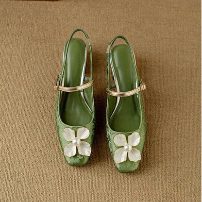 Mathilde – Elegante Damenschuhe mit floralem Detail