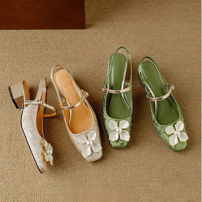Mathilde – Elegante Damenschuhe mit floralem Detail
